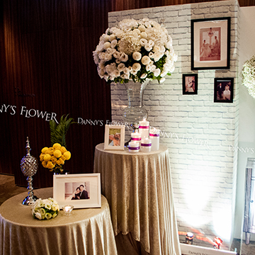 Whotel / 典雅湖水綠婚禮 . Danny's Flower